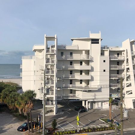 Provident Oceana Beachfront Suites 圣徒皮特海滩 外观 照片