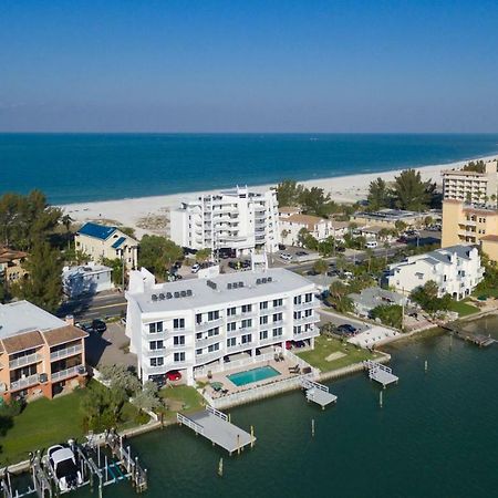 Provident Oceana Beachfront Suites 圣徒皮特海滩 外观 照片