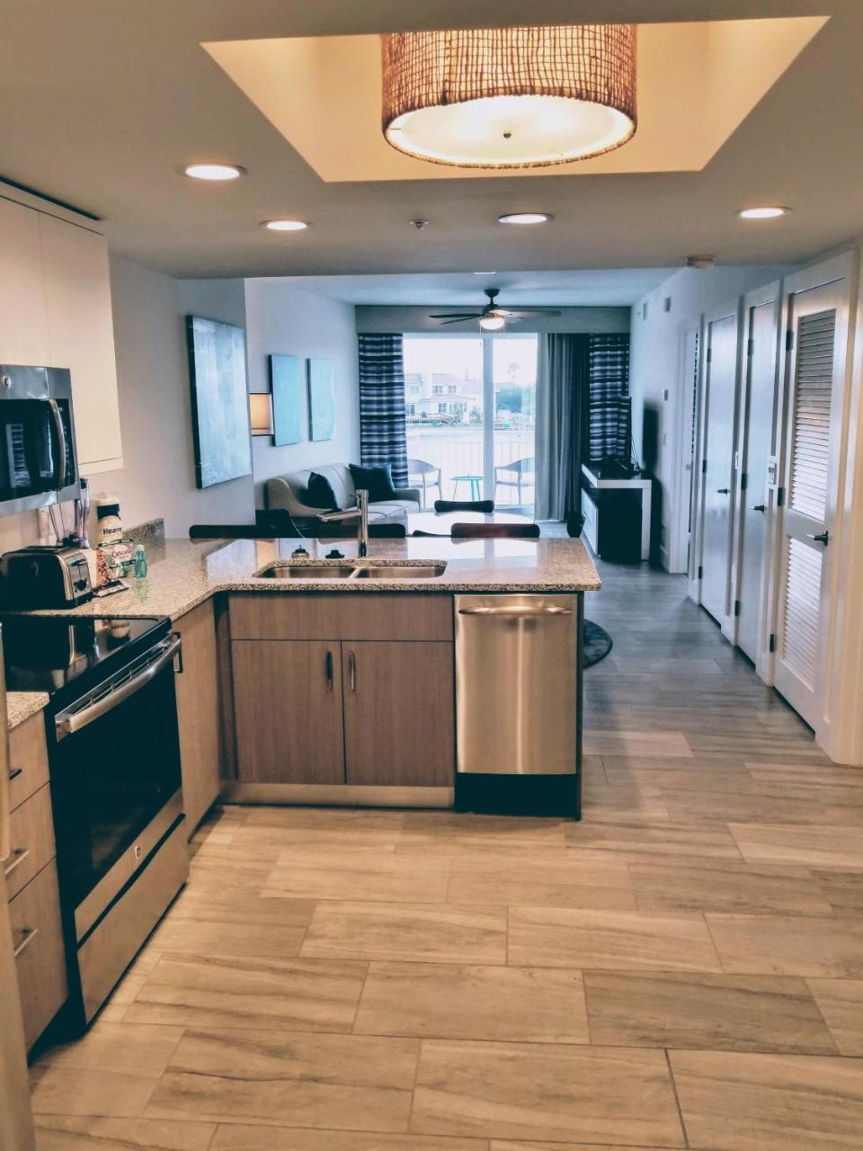 Provident Oceana Beachfront Suites 圣徒皮特海滩 外观 照片