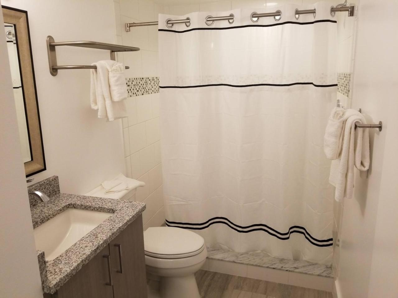 Provident Oceana Beachfront Suites 圣徒皮特海滩 外观 照片