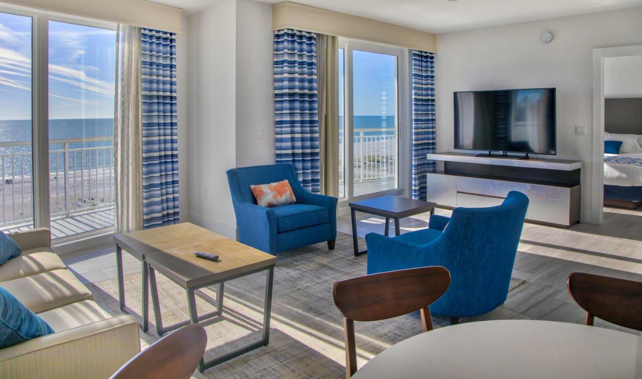 Provident Oceana Beachfront Suites 圣徒皮特海滩 外观 照片