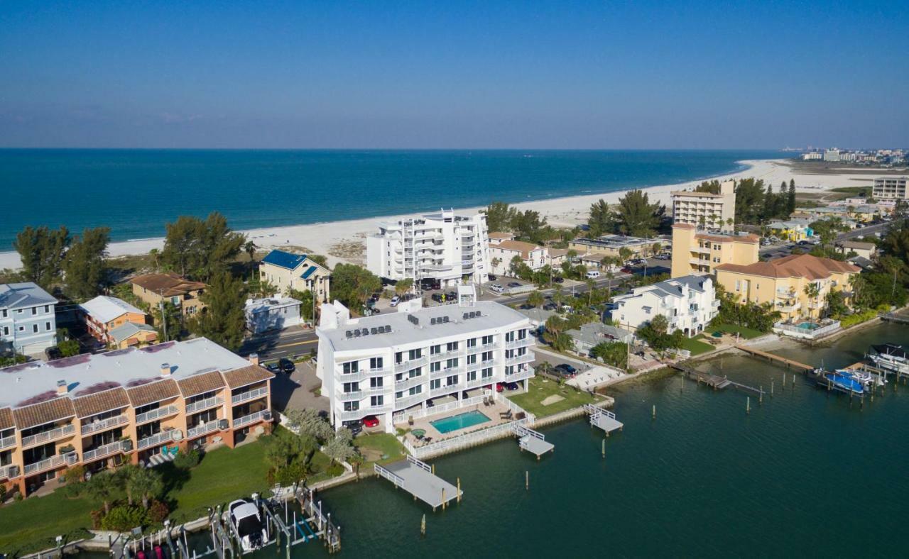 Provident Oceana Beachfront Suites 圣徒皮特海滩 外观 照片