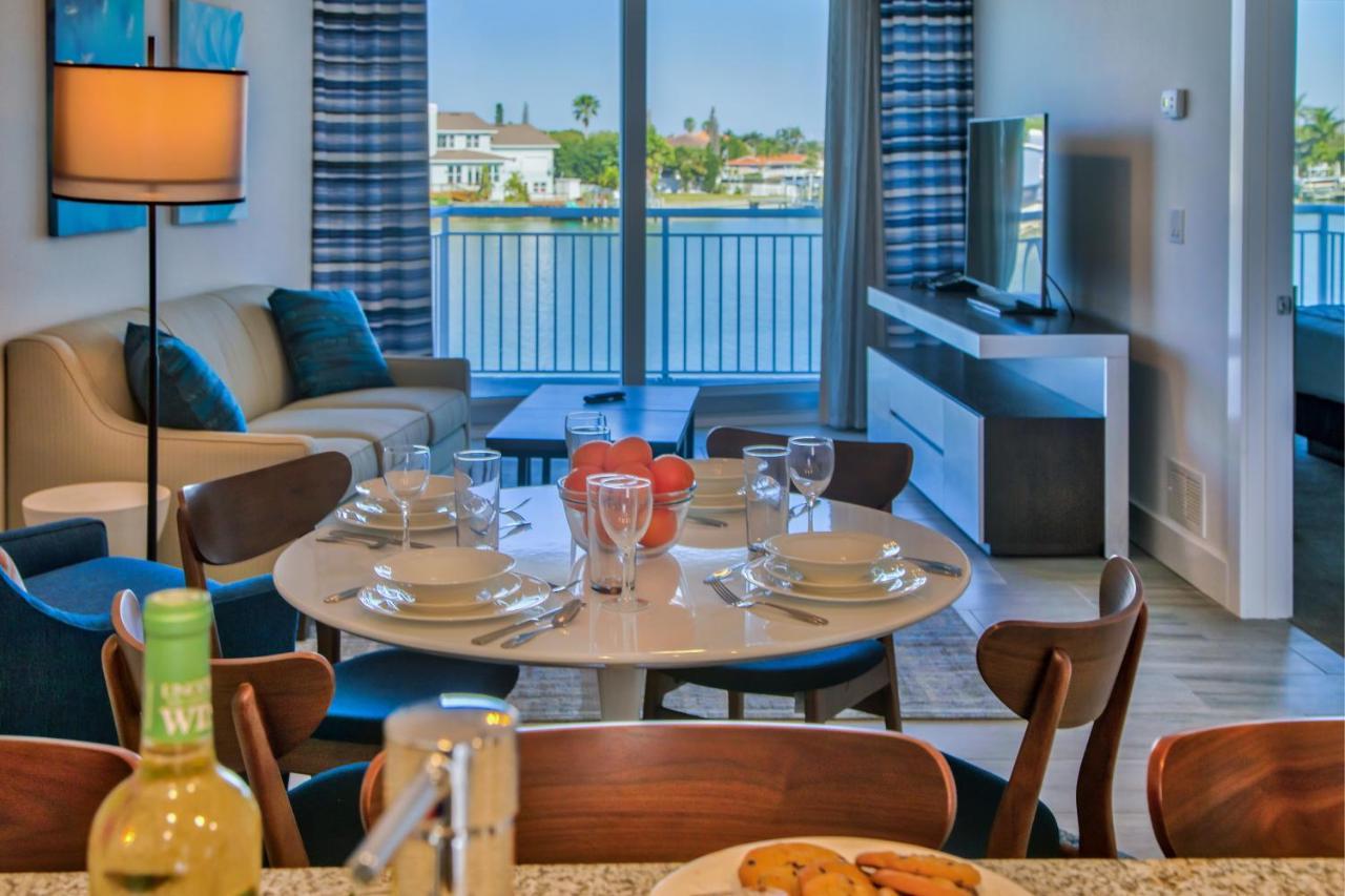Provident Oceana Beachfront Suites 圣徒皮特海滩 外观 照片