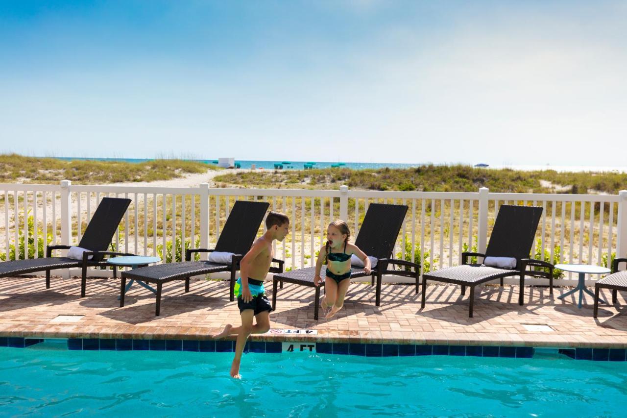 Provident Oceana Beachfront Suites 圣徒皮特海滩 外观 照片